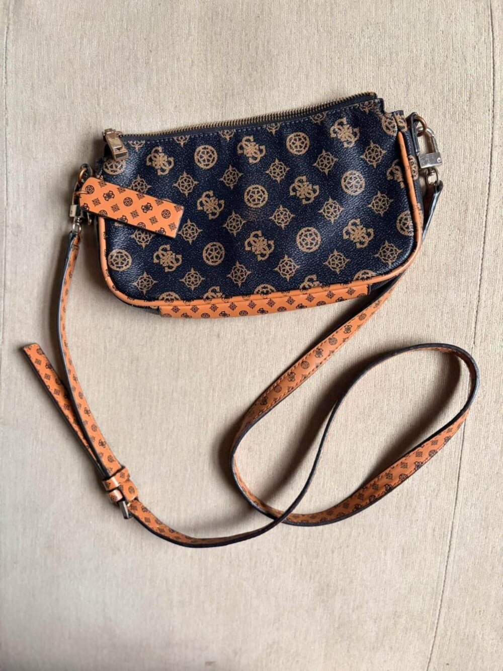 GUESS Logo Print Convertible Crossbody & Shoulder Bag Brown Cognac - Picture 3 of 5